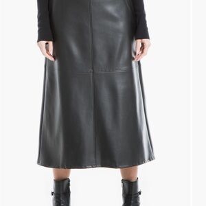 Max Studio Black Pencil Skirt